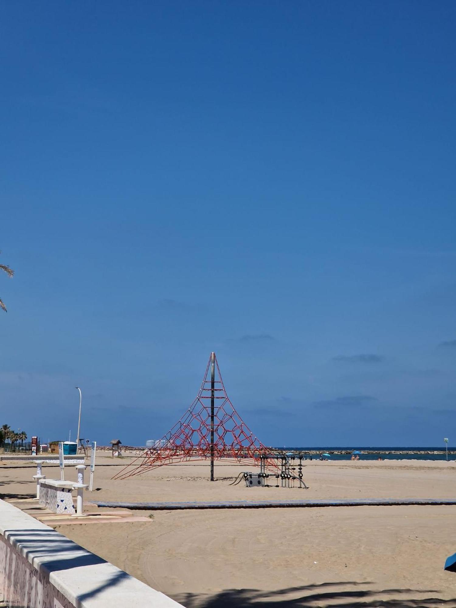 Apartamento Barbacoa, Piscina Y Playa Puebla de Farnals Luaran gambar