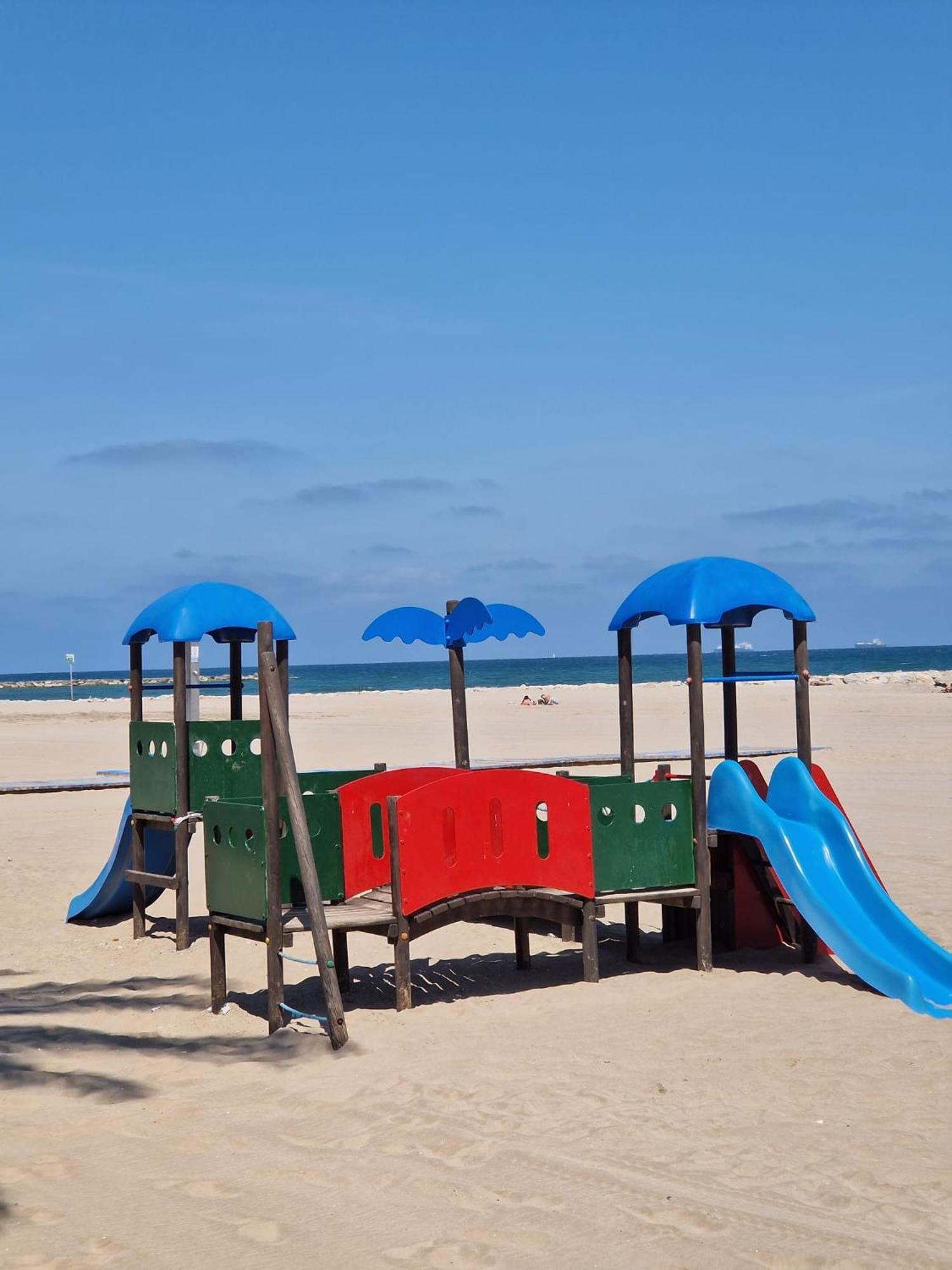 Apartamento Barbacoa, Piscina Y Playa Puebla de Farnals Luaran gambar