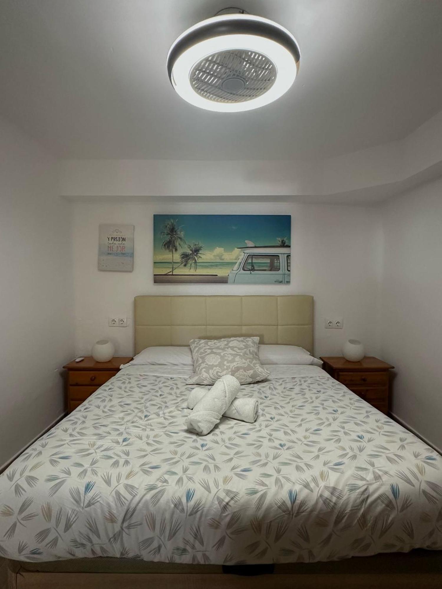 Apartamento Barbacoa, Piscina Y Playa Puebla de Farnals Luaran gambar