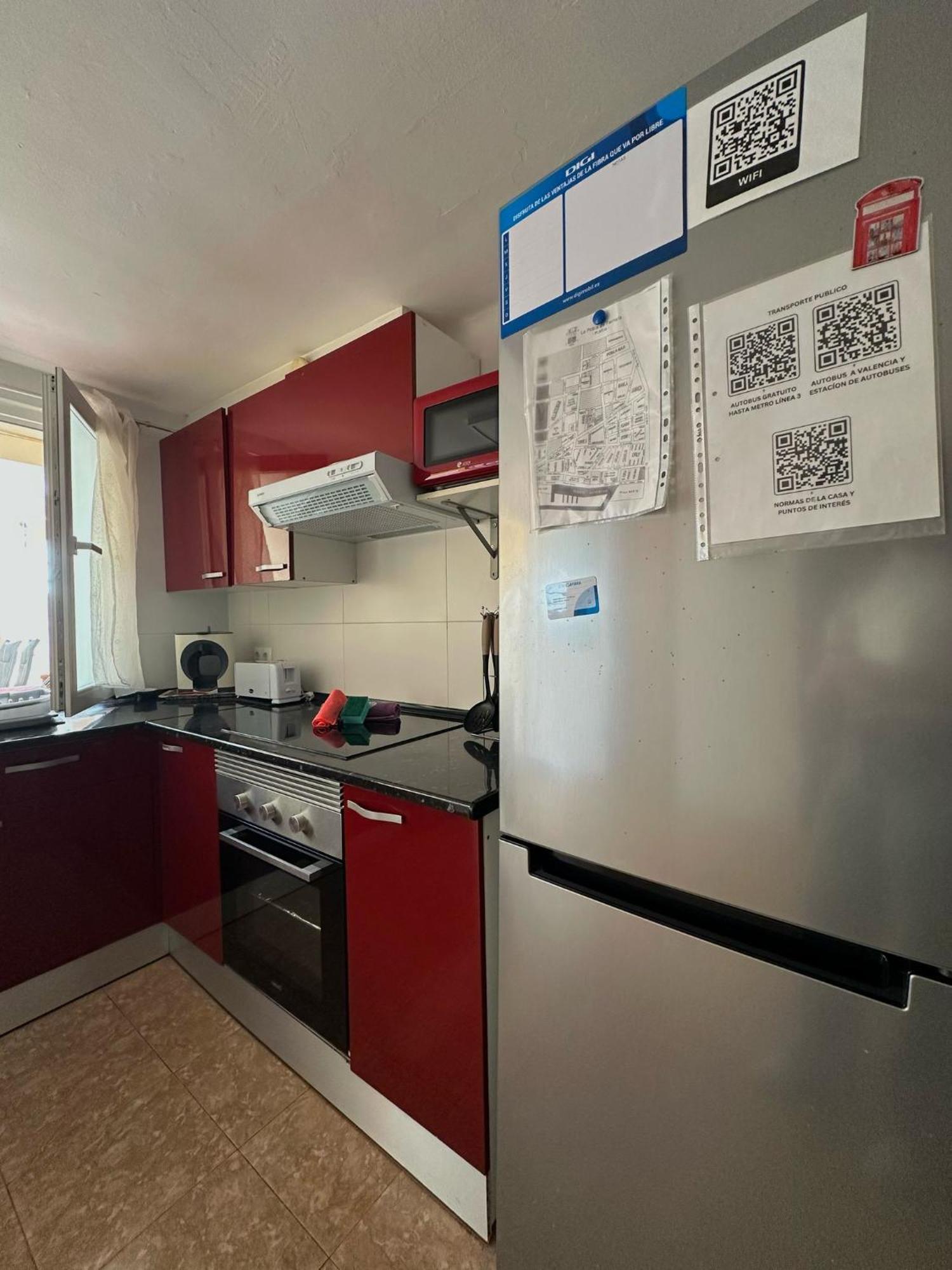 Apartamento Barbacoa, Piscina Y Playa Puebla de Farnals Luaran gambar